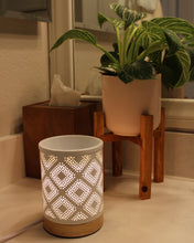 Load image into Gallery viewer, White Diamond Electric Wax Warmer
